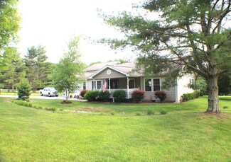 796 N Fork Rd, Green Bank, WV 24944