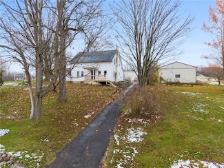 8048 Lasher Rd, Port Byron, NY 13140