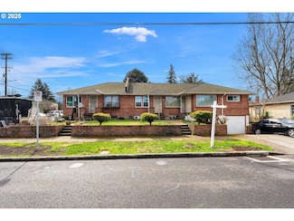 8128 NE Beech St Unit 8132, Portland, OR 97213