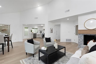 17738 Plaza Acosta, San Diego, CA 92128