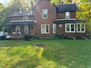 371 Riverside Dr, Battle Creek, MI 49015
