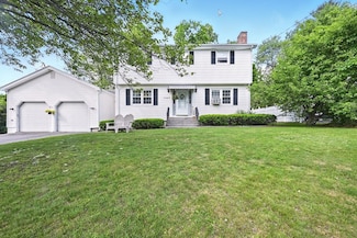 76 Hillside Dr, Shrewsbury, MA 01545