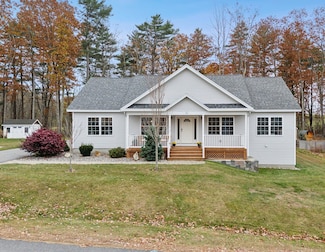 42 Ice Pond Dr, Portland, ME 04103