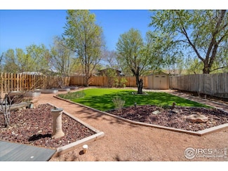 712 Riverbend Dr, Fort Collins, CO 80524