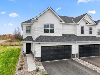 6289 205th St N, Forest Lake, MN 55025