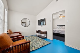 109 Gillespie Ln, Aransas Pass, TX 78336