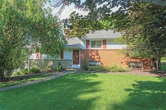 308 Mccaffrey Dr, Coraopolis, PA 15108
