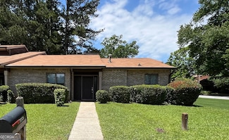 5526 Stoneleigh Ct Unit 4, Stone Mountain, GA 30088