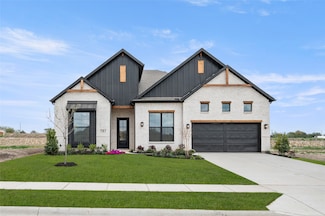 737 Meridian Dr, Aledo, TX 76008
