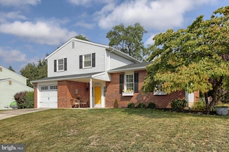5730 Meadowbrook Dr, Harrisburg, PA 17112