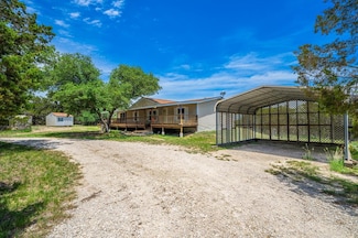130 Mica Ln N, Kerrville, TX 78028