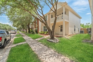 6310 Mountain Pines Ln, Katy, TX 77449