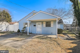 6 Filbert Ave, Stratford, NJ 08084