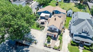 137 Jefferson St, Inwood, NY 11096
