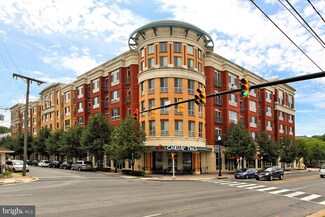 2200 N Westmoreland St Unit 302, Arlington, VA 22213