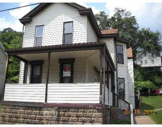 300 2nd St, Pitcairn, PA 15140