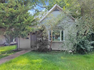129 4th St, Williamsport, IN 47993