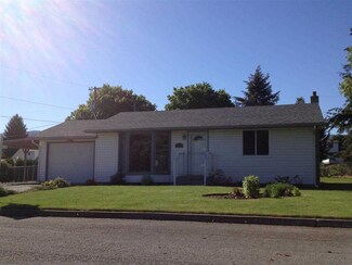 26812 E Wabash Ave, Newman Lake, WA 99025