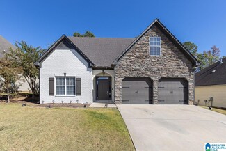 1052 Kerry Dr, Calera, AL 35040