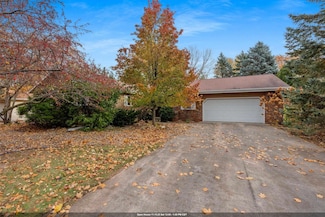 3118 N Oneida St, Appleton, WI 54911