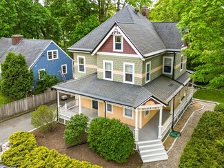 9 Spring Hill Rd, Hyde Park, MA 02136