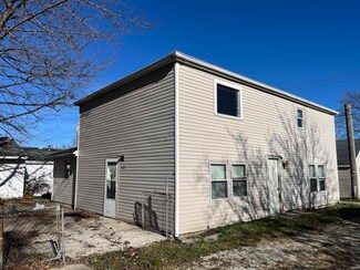 800 E 23rd St, Muncie, IN 47302