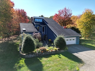 209 Gaffney Rd, Oakham, MA 01068