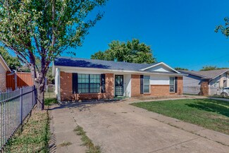10125 Kittyhawk Ln, Dallas, TX 75217