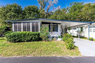 5009 Shirley Cir, Zephyrhills, FL 33542