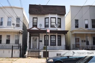 1738 Melville St, Bronx, NY 10460