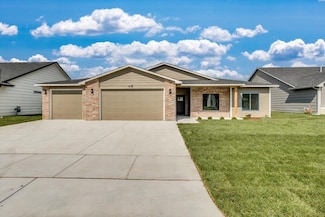 618 S Sweetwater Creek, Maize, KS 67101