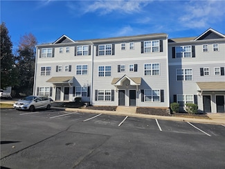 128 University Village Dr Unit C, Central, SC 29630