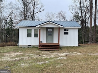 1081 Ennis Cir, Soperton, GA 30457