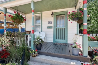26 Washington St, Deadwood, SD 57732