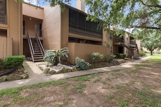 10555 Turtlewood Ct Unit 605, Houston, TX 77072