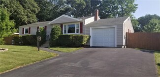 140 Wethersfield Dr, Warwick, RI 02886