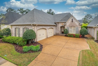 2075 Standing Rock Ave, Collierville, TN 38017