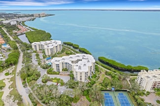 2110 Harbourside Dr Unit 526, Longboat Key, FL 34228
