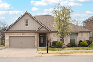 8023 Forest Hills Dr, Spring Hill, TN 37174