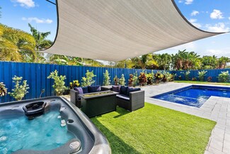 2176 NE 62nd St, Fort Lauderdale, FL 33308