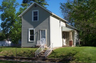 940 Cottage Ave, Fort Wayne, IN 46807