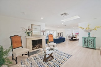 5348 Allott Ave, Sherman Oaks, CA 91401