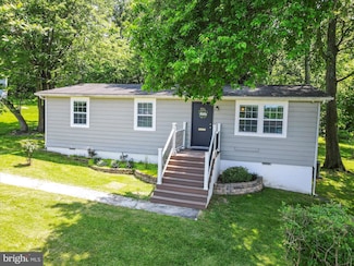 46 Finch Ln, Shepherdstown, WV 25443