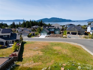 3901 Rockridge Pkwy, Anacortes, WA 98221