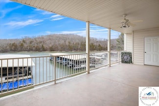 562 Hyd A Way Rd, Camdenton, MO 65020