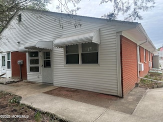 119D Hope Rd, Whiting, NJ 08759