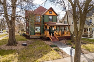 820 Ash St, Baraboo, WI 53913