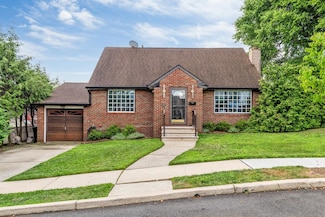 4 Gail Place, Secaucus, NJ 07094