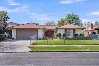 6075 Meadowbrook Ln, Riverside, CA 92504