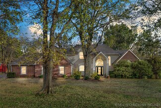 30855 S Oak Dr, Inola, OK 74036